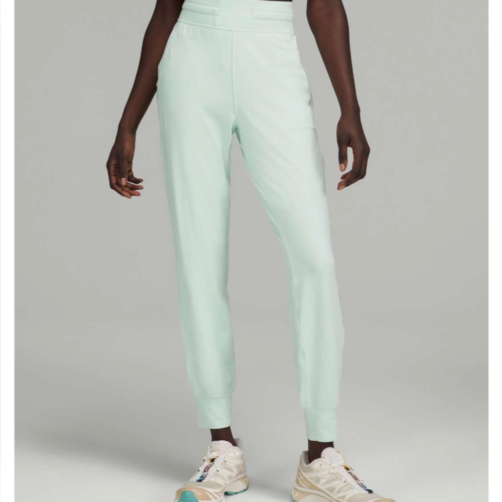 Lululemon mint ready to rulu joggers 6 $108